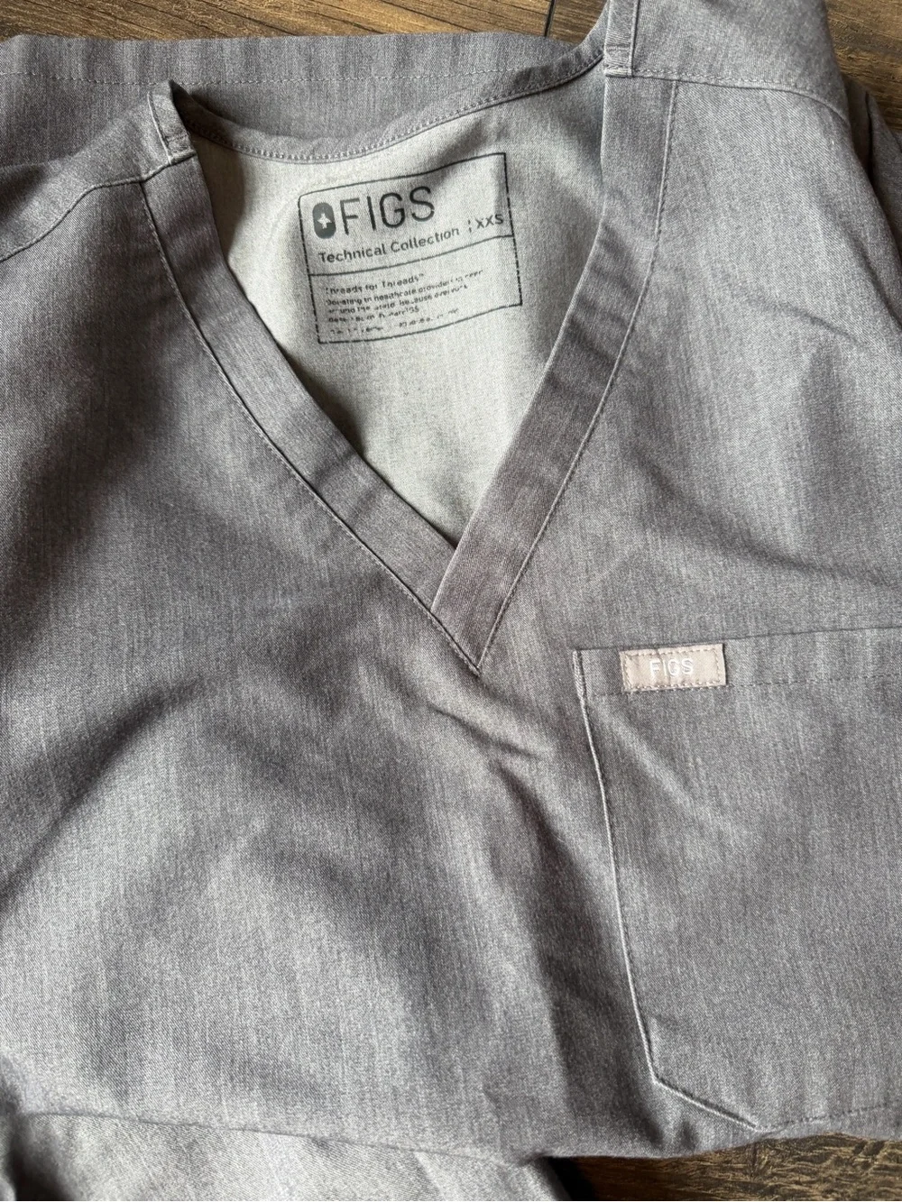 FIGS - Catarina Top + Zamora Joggers XXS/XXS TALL - Picture 3 of 7